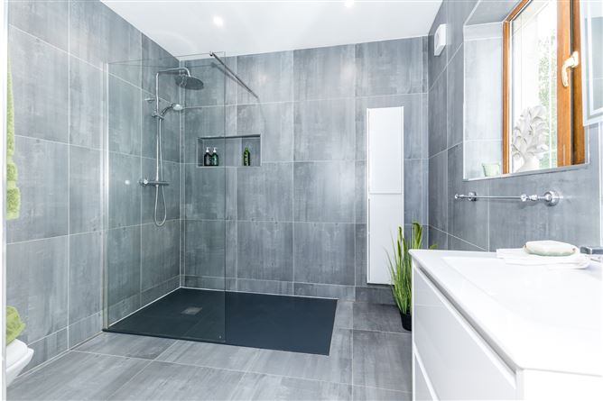 6 Fairacre, The Warren, Malahide, County Dublin