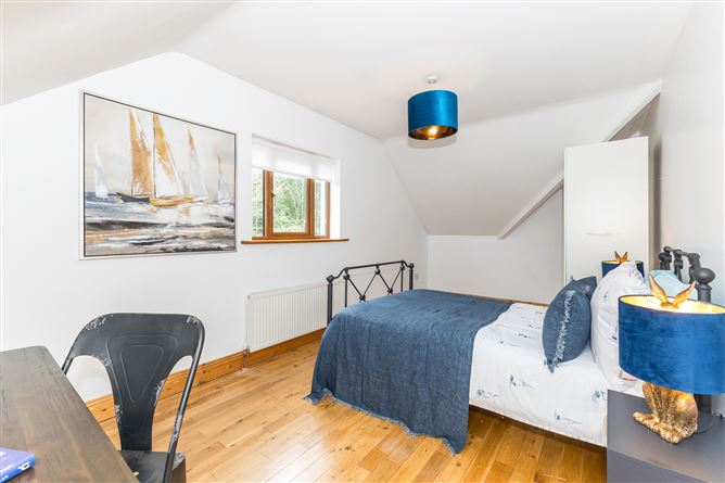 6 Fairacre, The Warren, Malahide, County Dublin