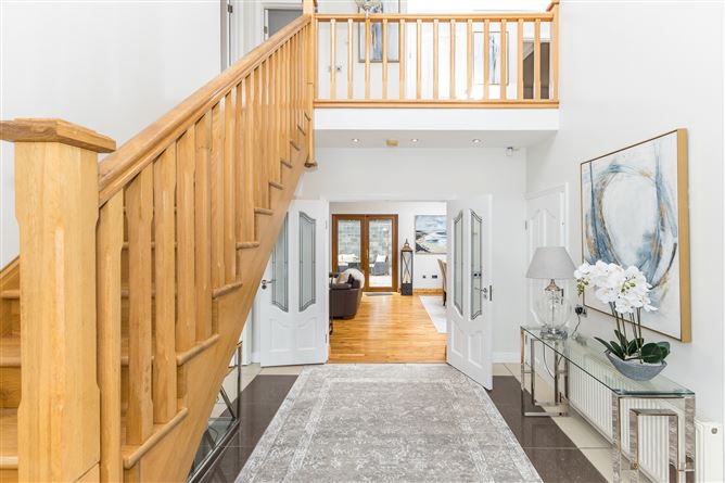 6 Fairacre, The Warren, Malahide, County Dublin