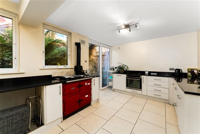 126 Botanic Road, Glasnevin, Dublin 9