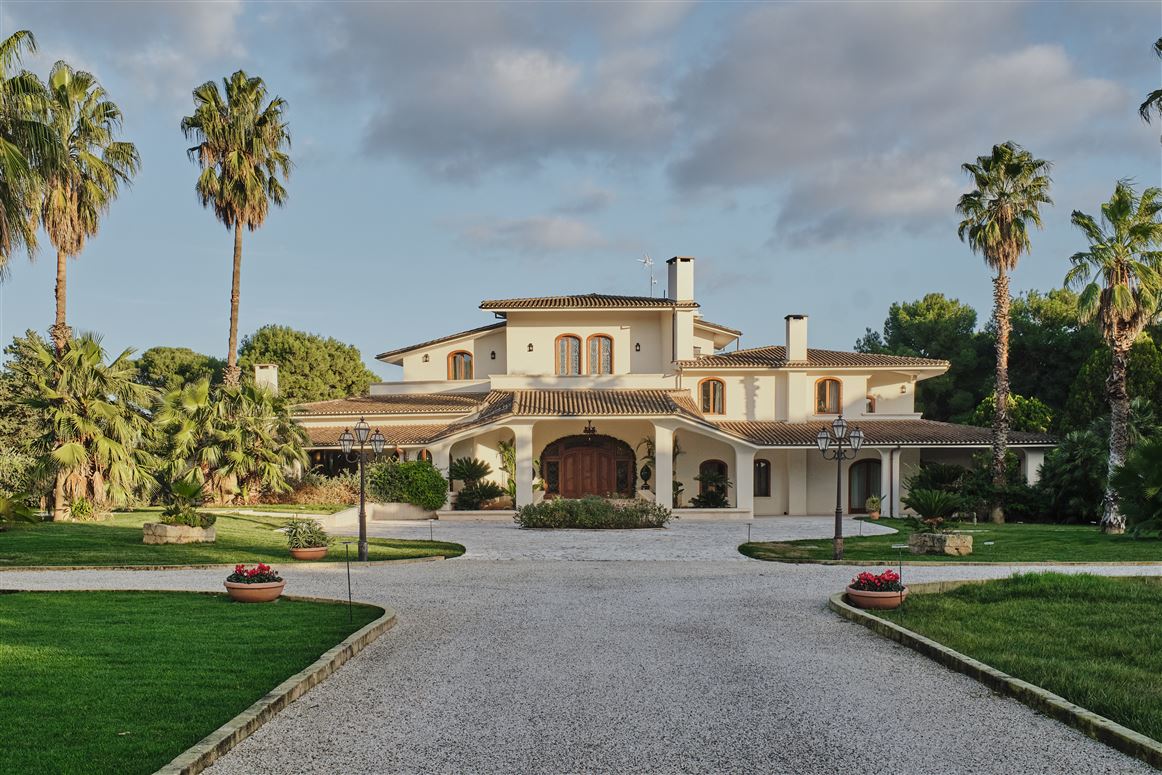 Out of Oria,Oria,Apulia,Italy