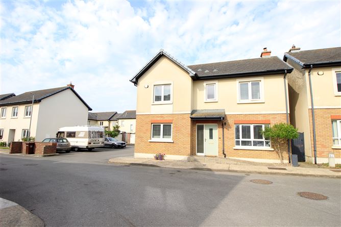 24 Golden Ridge Drive, Rush, County Dublin