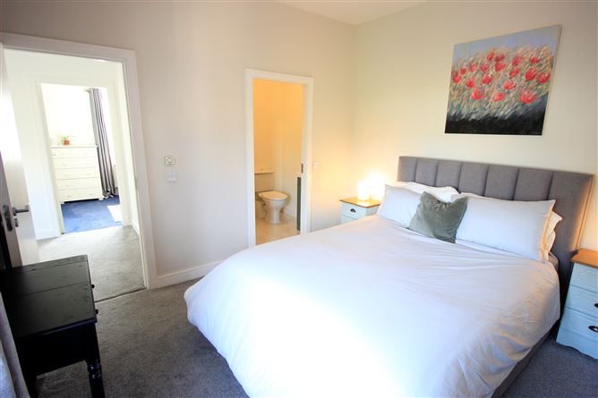 24 Golden Ridge Drive, Rush, County Dublin