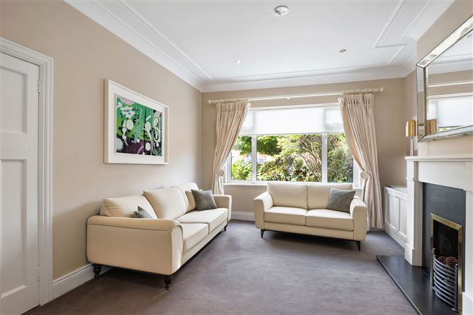 https://photos-a.propertyimages.ie/media/7/3/6/4999637/ca893d47-bbe7-4628-a493-9ff78ac5875b_l.jpg