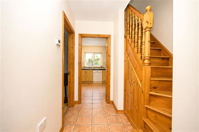 Flo & Oscars Cottage, 1 Back Lane, Ramelton, Co. Donegal
