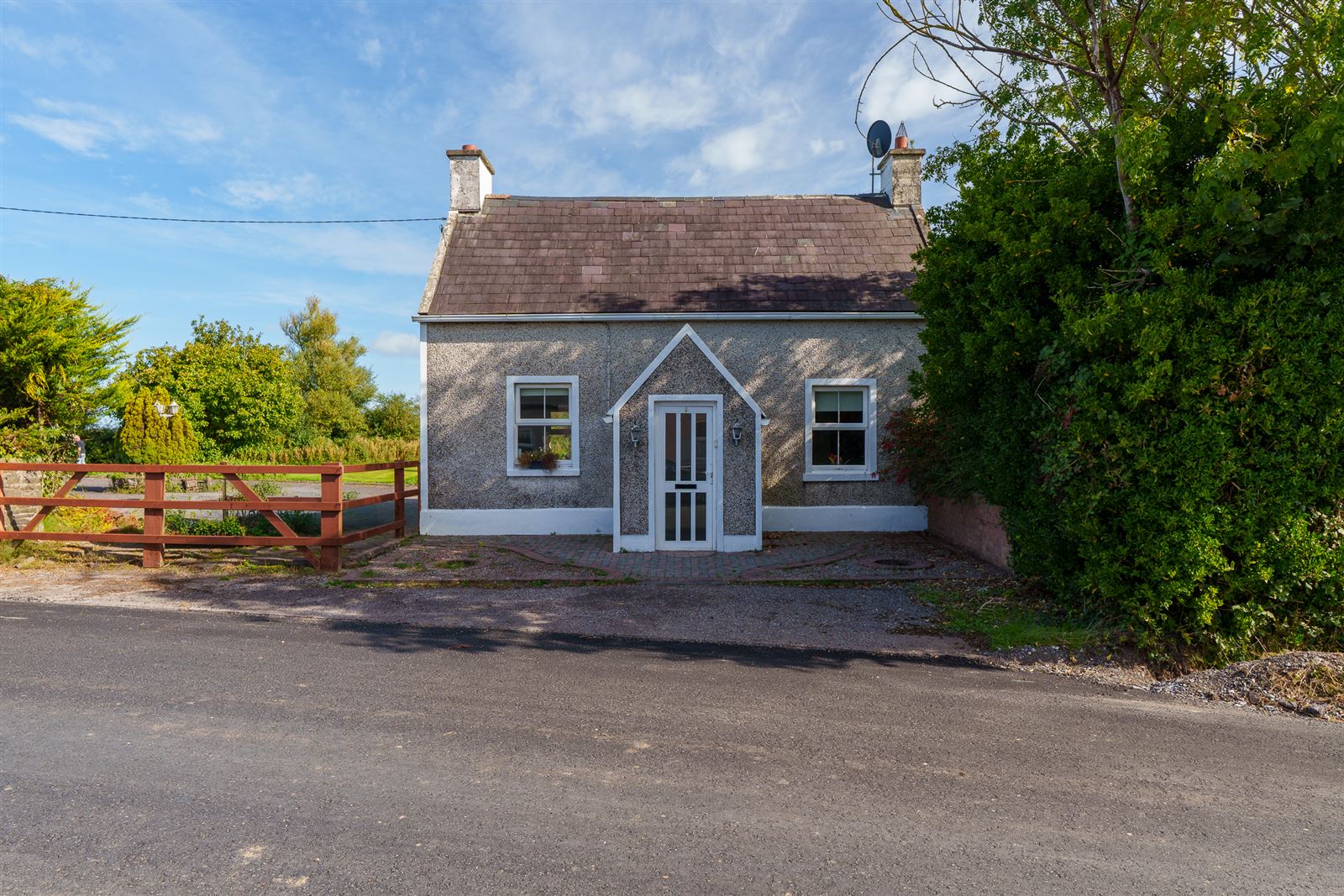 Photo 1 of 29 — Yellowford, Ballymacoda, Cork