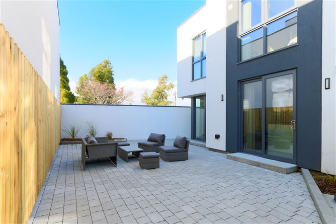 Greenacres Old Kilgobbin Road, Sandyford, Dublin 18