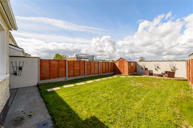 32 Woodland Park, Rush, Co. Dublin