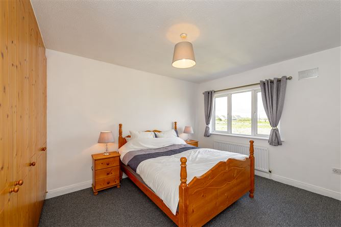 32 Woodland Park, Rush, Co. Dublin