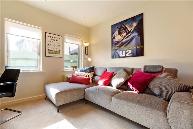 27 Hyde Park, Dalkey, Co. Dublin