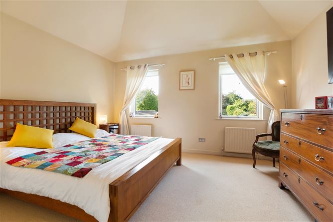 27 Hyde Park, Dalkey, Co. Dublin