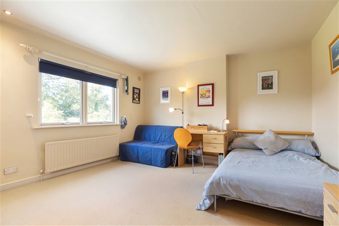 27 Hyde Park, Dalkey, Co. Dublin