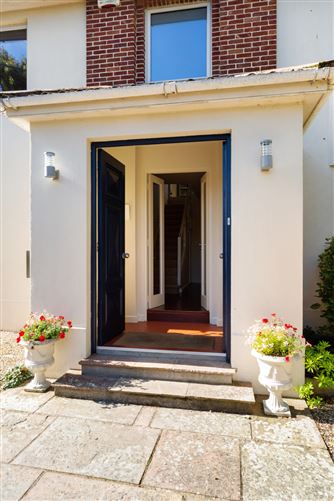 27 Hyde Park, Dalkey, Co. Dublin