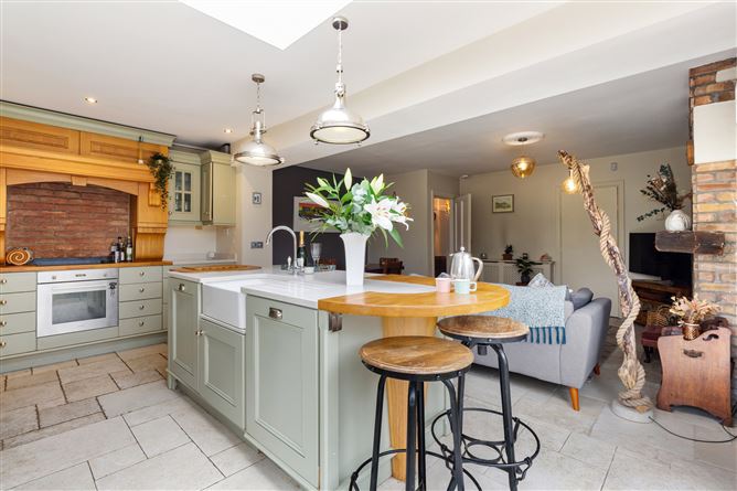 28 Villa Park Avenue, Navan Road, Dublin 7