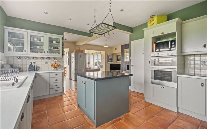 Harvel House, Oysterhaven, Kinsale, Co. Cork