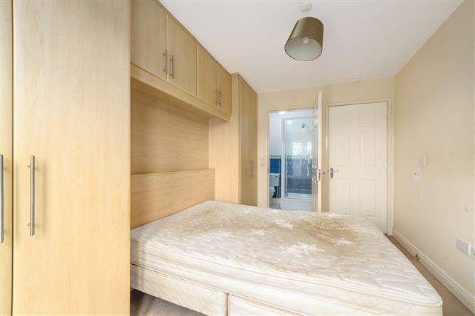 25 Talbot Hall Thornleigh Road, Swords, Co. Dublin