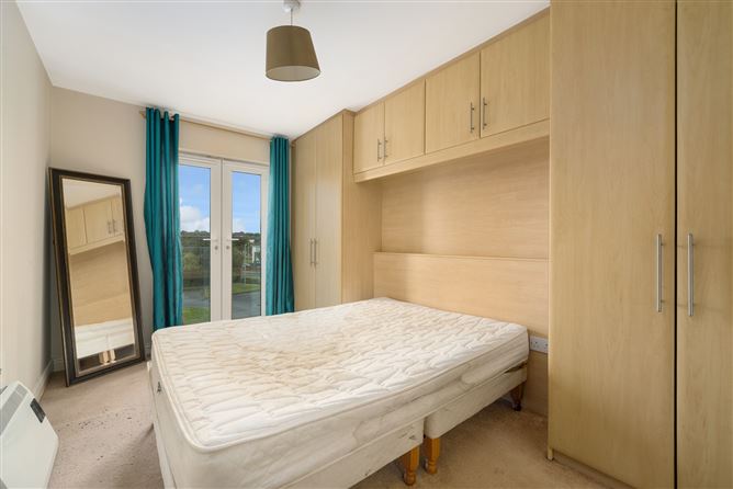 25 Talbot Hall Thornleigh Road, Swords, Co. Dublin
