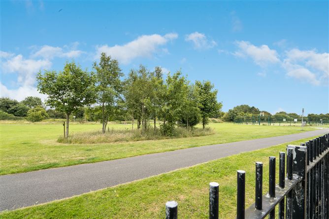 25 Talbot Hall Thornleigh Road, Swords, Co. Dublin