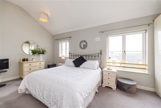 23 The Heights, Robswall, Malahide, Co. Dublin