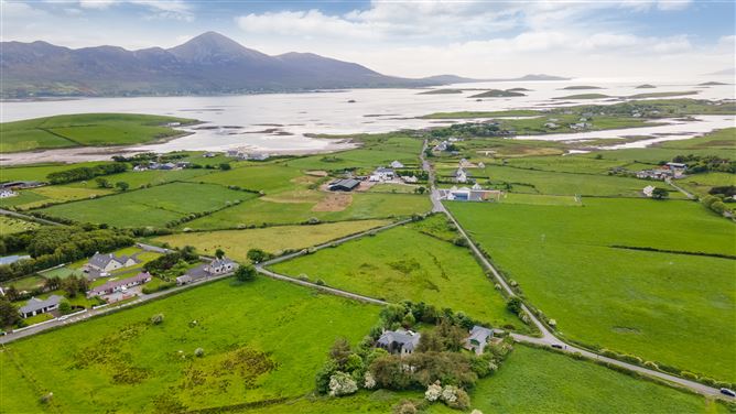 Tonaraha West, Carrowholly, Westport, Mayo