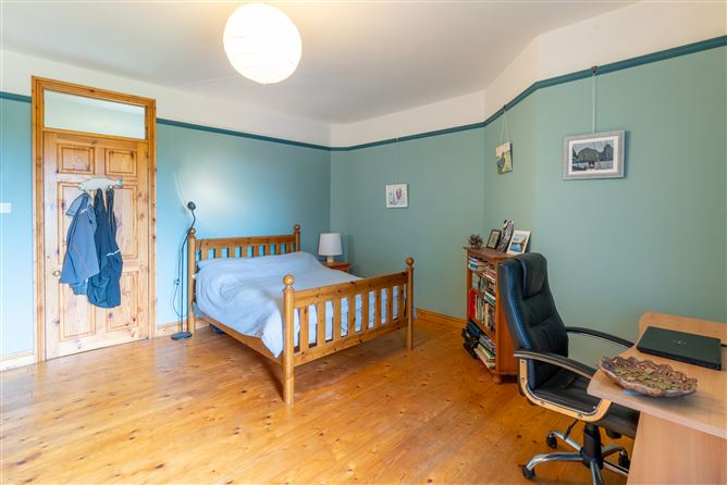 Tonaraha West, Carrowholly, Westport, Mayo