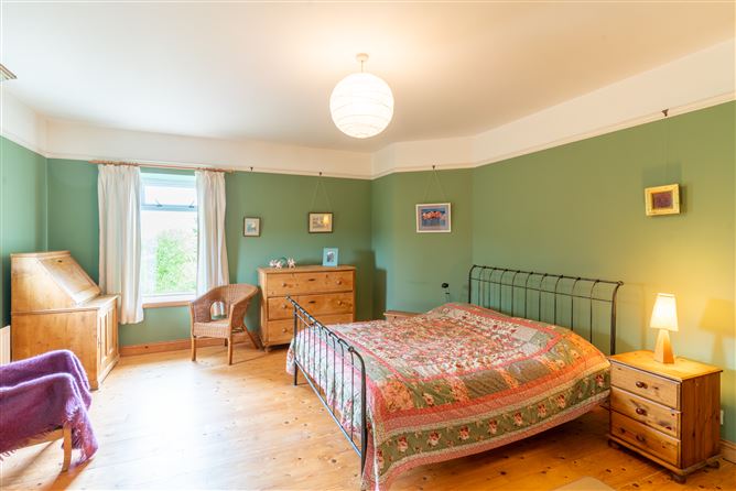 Tonaraha West, Carrowholly, Westport, Mayo