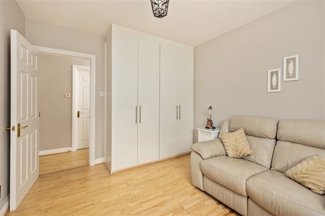 60 Rochford Park, Kill, Kildare