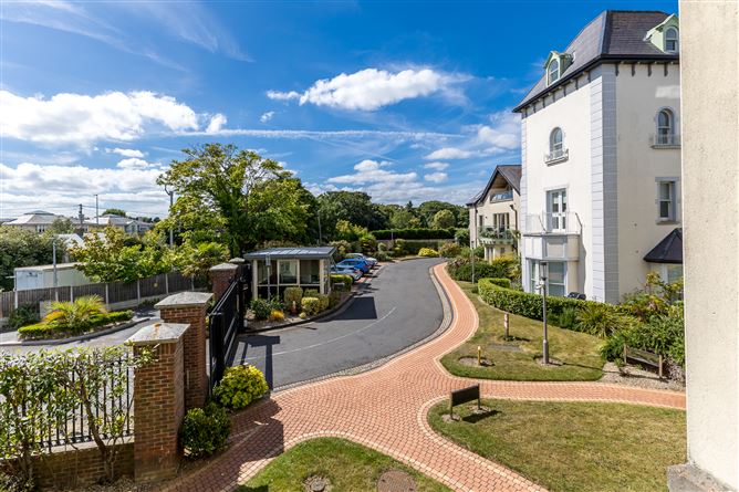 18 Howth Lodge Apartments, Howth Road, Howth, County Dublin