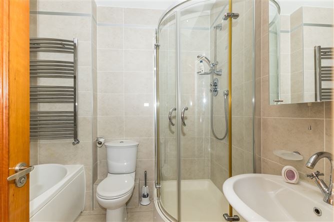 18 Howth Lodge Apartments, Howth Road, Howth, County Dublin