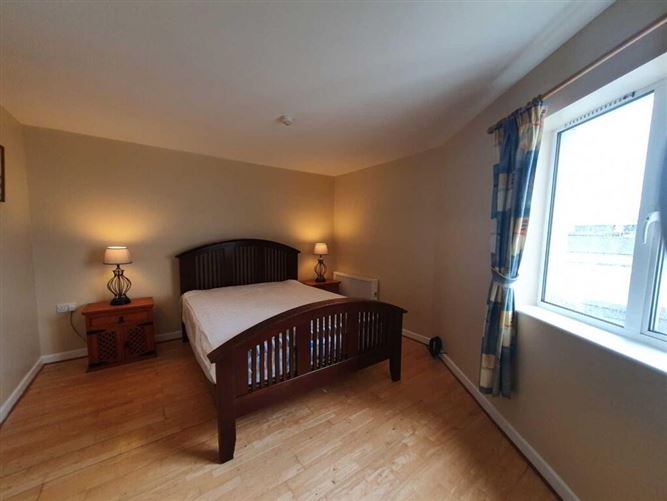 Apartment 4 Short Term Letting ** Metges Lane, Navan, Meath