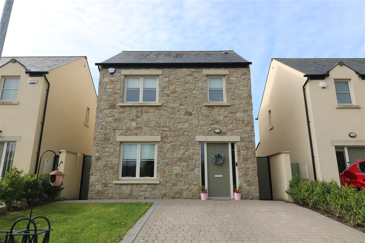 8 William's Grove, Ardclough, Straffan, Kildare