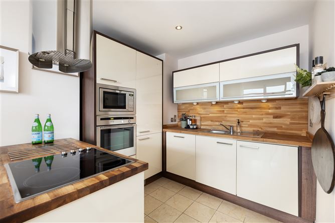 Beacon One  Beacon Court  Sandyford  Dublin 18, Sandyford, Dublin 18