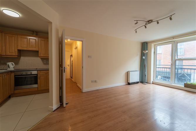 4 Earsfield Court, 79 - 87 Francis Street, South City Centre, Dublin 8