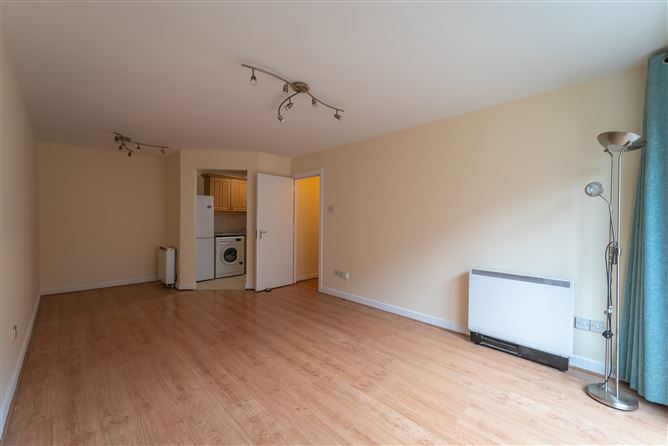 4 Earsfield Court, 79 - 87 Francis Street, South City Centre, Dublin 8