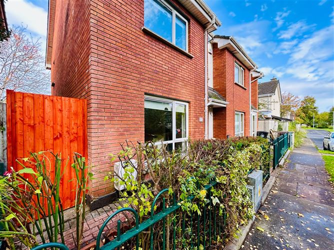 Photo 2 of 28 — 213 Castlecurragh Vale, Blanchardstown, Dublin 15