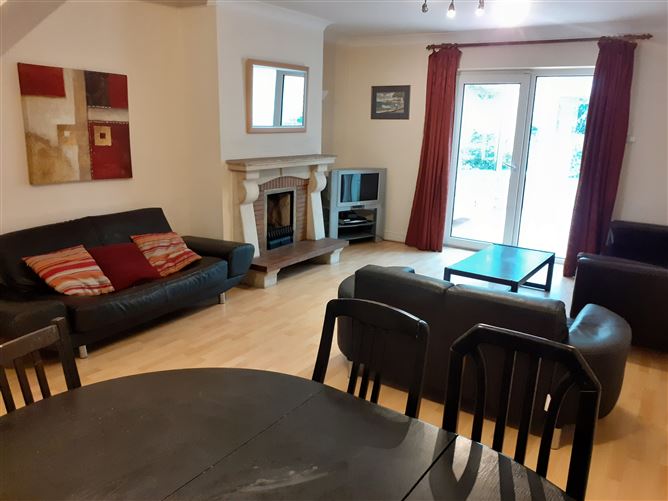 Fleurville, Carrysfort Avenue, Stillorgan, County Dublin