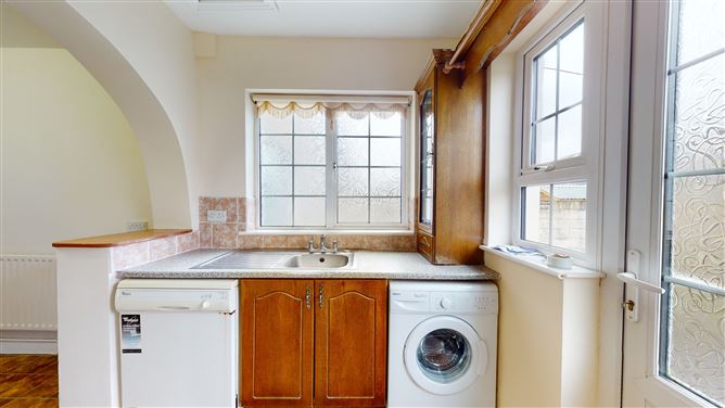 31 Woodville Court, Artane, Dublin 5