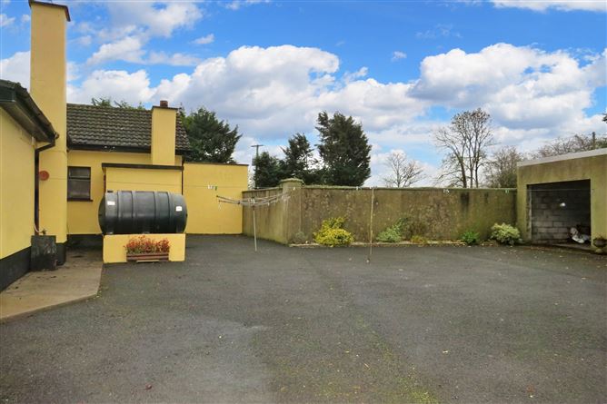Castletown Village, Kilmallock, Co. Limerick