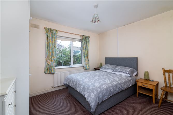 16 Riverside View, The Pines, Creagh, Ballinasloe, Galway