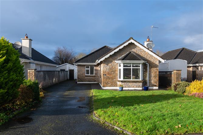 16 Riverside View, The Pines, Creagh, Ballinasloe, Galway