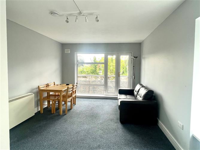 15 Bank Place, Bindon Lane, Ennis, Clare