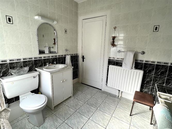 Donard, Knockroe, Castlerea, Roscommon