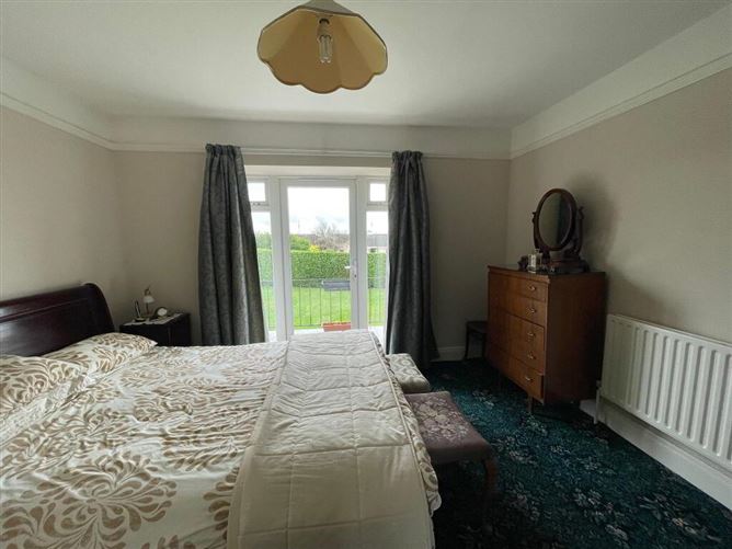 Donard, Knockroe, Castlerea, Roscommon