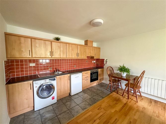 41 An Larnach, Bohermore, Galway City