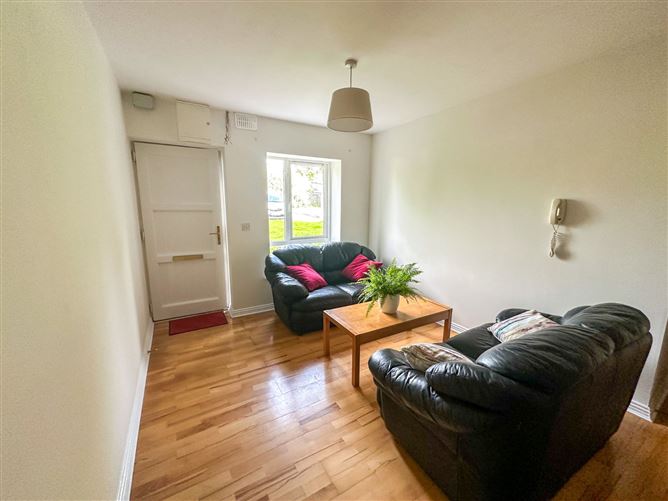 41 An Larnach, Bohermore, Galway City