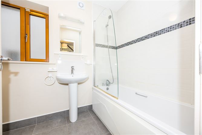 18 Millbourne Close, Ashbourne, Meath