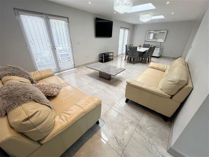 Hunters Court, Hunters Wood, Ballycullen, Dublin 24