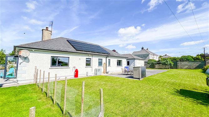 https://photos-a.propertyimages.ie/media/7/3/8/5010837/f936f1c8-cfd7-44a8-8153-27e0a1bf4295_l.jpg