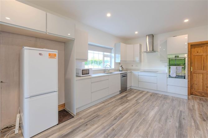 2 Lakewood, Lavagh, Kilnaleck, County Cavan