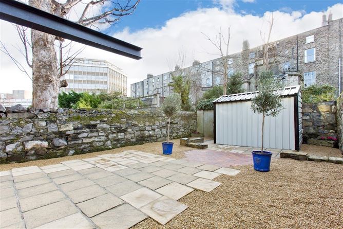 106 Baggot Lane, Ballsbridge, Dublin 4